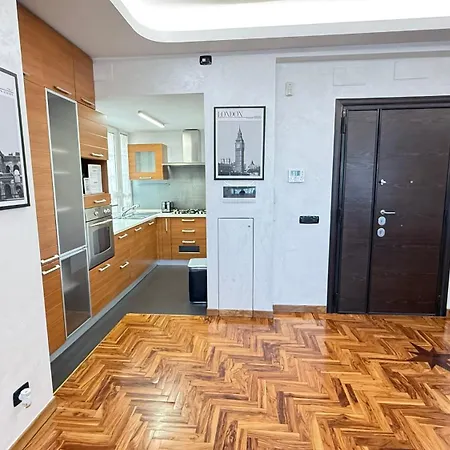 Apartament Luxury Av