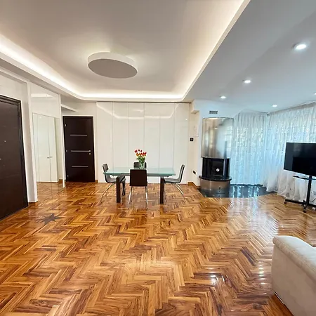 Luxury Av Roma
