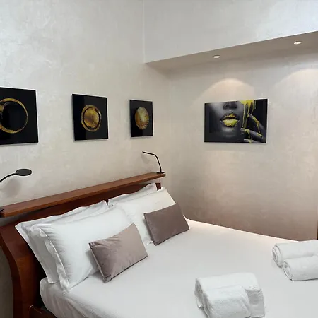 Luxury Av * Roma